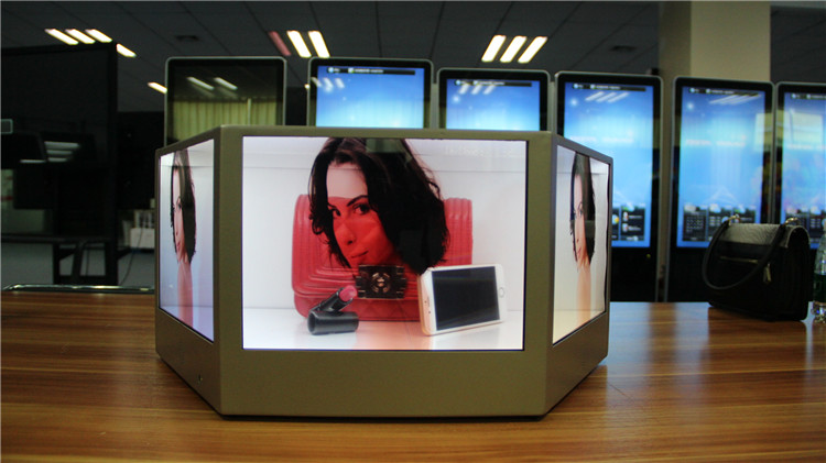 換個(gè)角度看世界，優(yōu)色多維透明廣告機(jī)領(lǐng)略動(dòng)靜結(jié)合之美