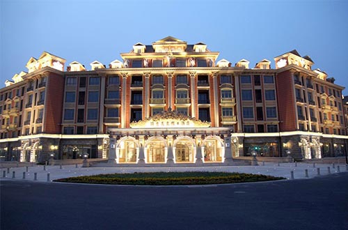 為什么廣告機在酒店如此受青睞?