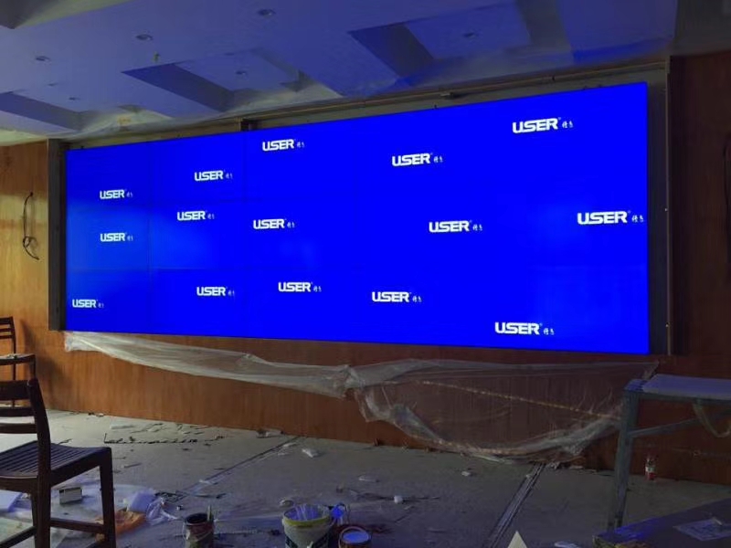 LG拼接屏和液晶拼接屏對比哪個(gè)好？